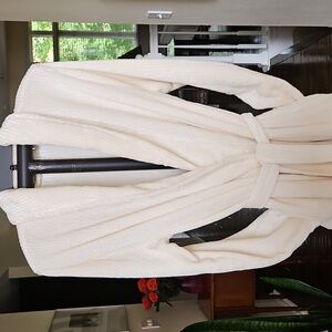 Cream Plush Robe Ribbed w Slight Shimmering Effect Sz L Pajama Lounge